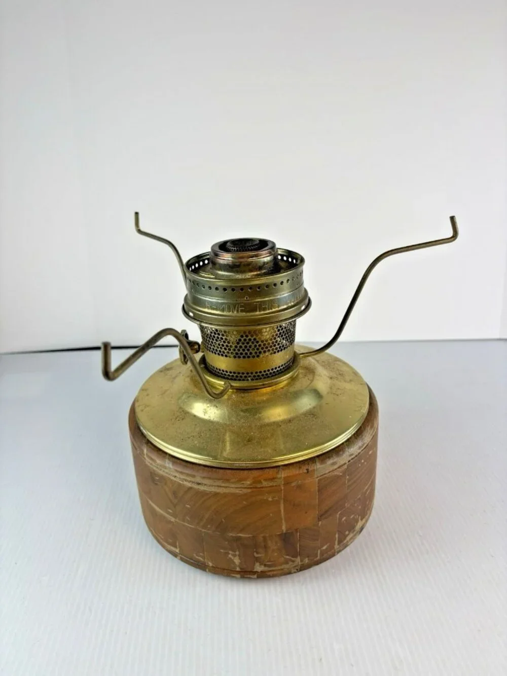Vintage Aladdin Model 23 Regency Walnut Brass Lamp Sextant Inlay No Chimney